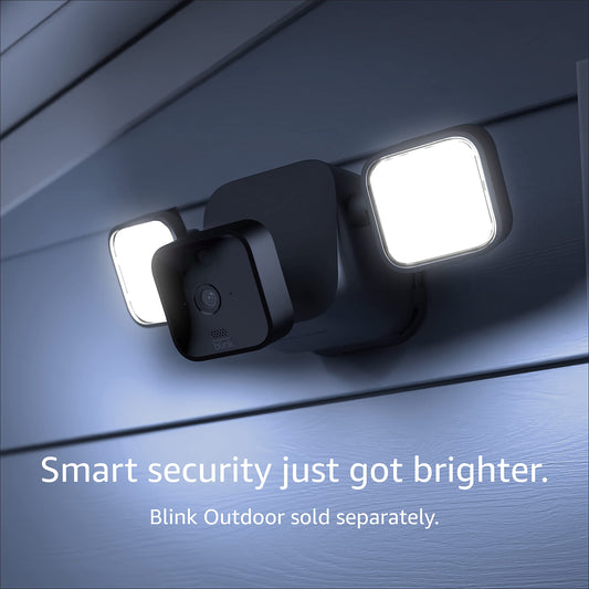 Blink Outdoor 3rd Gen + Floodlight  – 1 camera kit (Black)